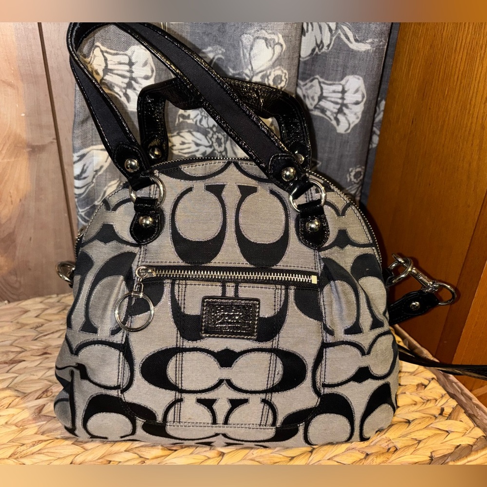 Gorgeous Vintage Coach Poppy Black Logo Canvas Dome Satchel - Picture 2 of 13